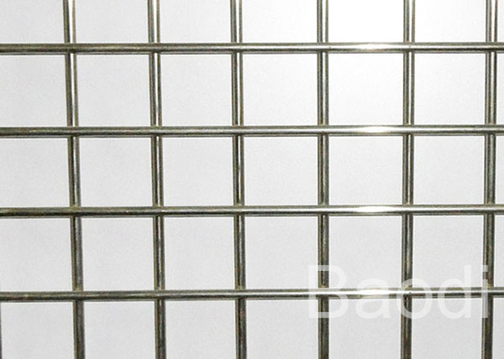Kohlenstoffarme Eisen-Draht-Schweißungs-Maschen-Blätter, Schwein-Draht, der 25 - 150mm die Maschenweite einzäunt