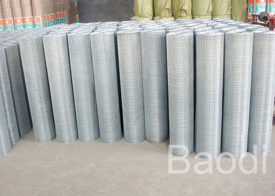 2x2 galvanisierte geschweißte Maschendraht Rolls-Unternehmen-Struktur für Garten-Schutz