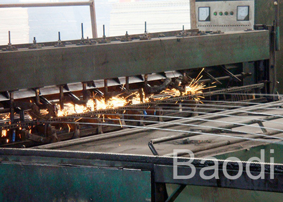 Dauerhafter Rebar, der Draht-Maschenweite 100 - 300 Millimeter für Landstraße/Kai verstärkt