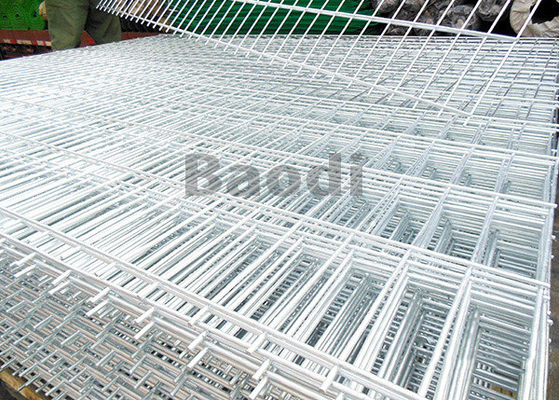 Elektrische galvanisierte geschweißte Stahlmaschen-Platten-Drähte widerstehen Bewegung mit quadratischem Muster