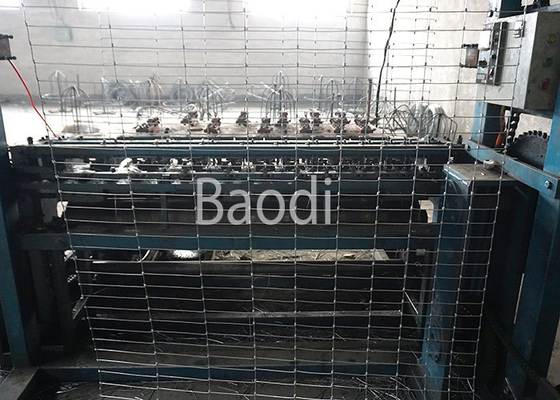 Galvanisiertes gesponnenes Feld-Zaun-Schaf-Draht-Fechten in Rolls mit rechteckigem Maschen-Loch