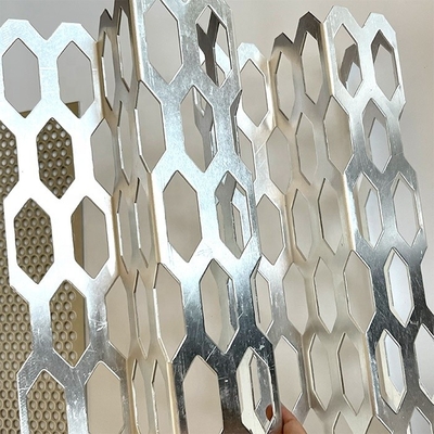 Filtermaterial Benutzerdefiniertes Metall Perf Vielseitiges Panel-Design für jede Architektur und Industrieanwendung 0,5-3,0 m