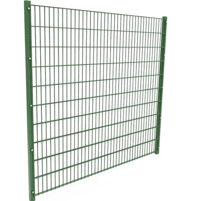 Zäune mit PVC-Bedeckung 3D-Gekrümmte Schweißdrahtnetze Zäune für Garten direkt grünes Metall Eisen Gartenzaun Sicherheitszaun